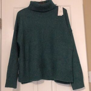 Women's Green Turtleneck Sweater